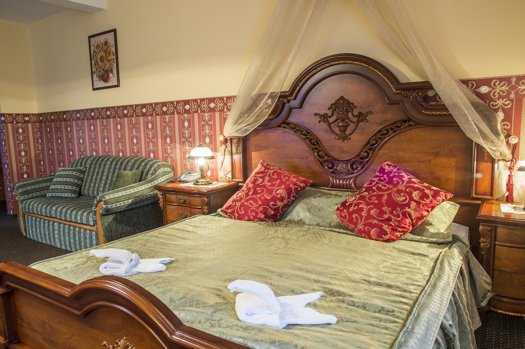 Hotel Mazurski Dworek Mikołajki Chambre photo